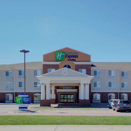 Holiday Inn Express & Suites Le Mars By Ihg Esterno foto