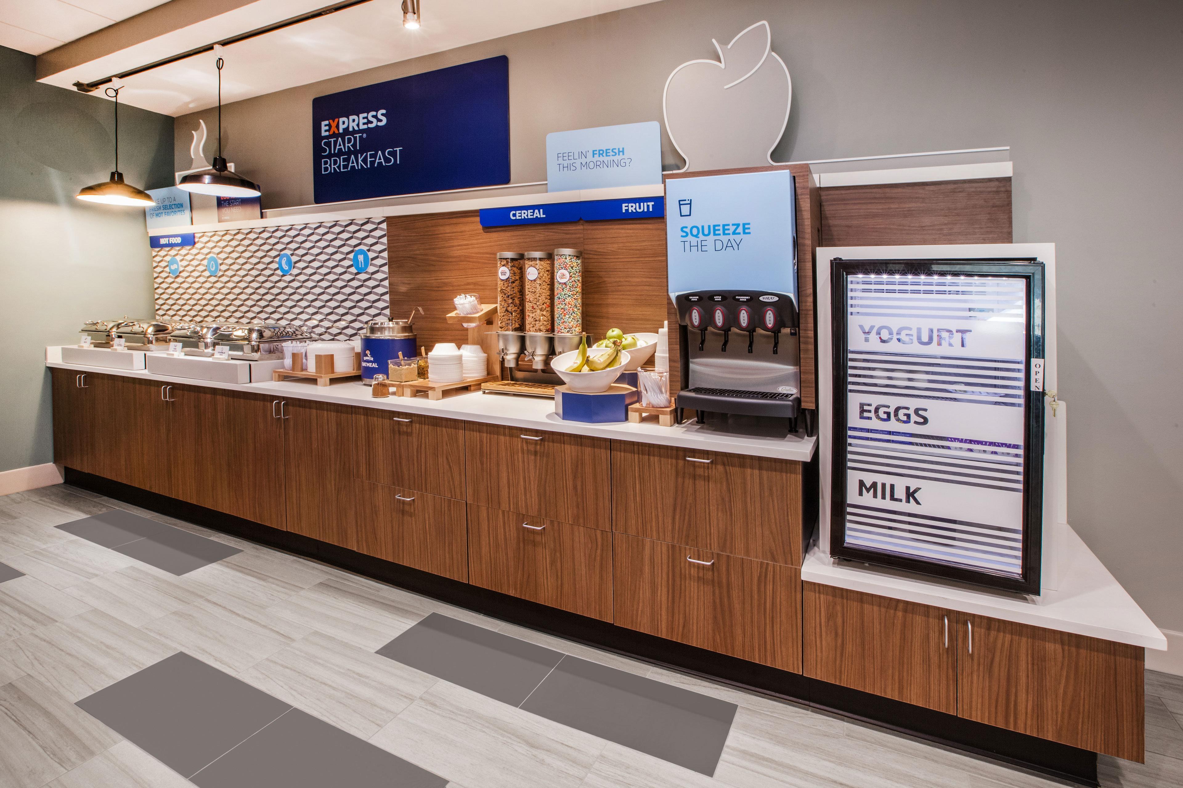 Holiday Inn Express & Suites Le Mars By Ihg Esterno foto