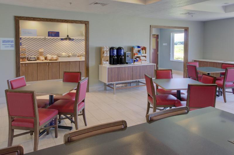 Holiday Inn Express & Suites Le Mars By Ihg Esterno foto